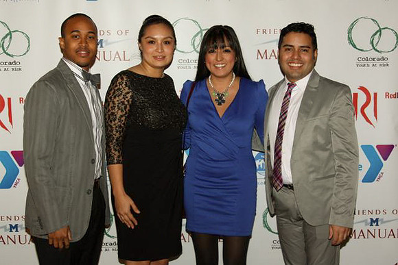 Manual Thrives Gala