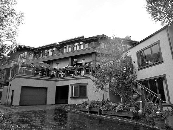 P1000085-76